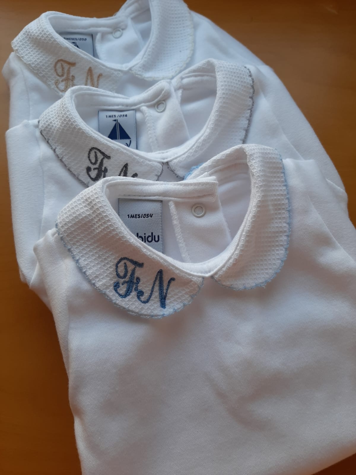 embroidery-baby-grow